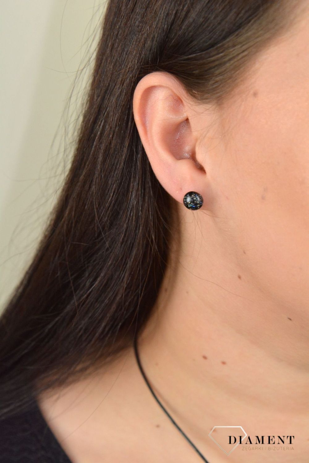 Srebrne kolczyki szkło weneckie 'Czerń z kolorowymi drobinkami' Murano 49.jpg